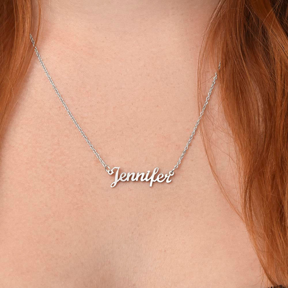 π The Heart of Her Name β Custom Name Necklace for Mom