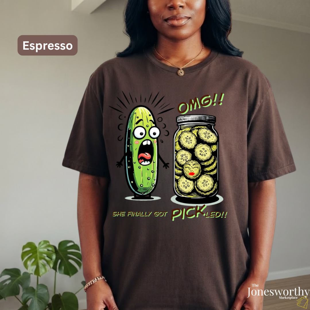 Funny Pick Me Shirt, Pickle Shirt, Comfort Colors Tee, Viral Humor Shirt, Funny Women's Graphic Tee, Pick Me Culture Shirt
