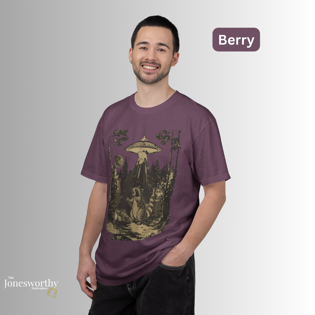Vintage Raccoon UFO  Shirt & Sweatshirt | Funny Retro Alien Abduction Animal Lover Gift