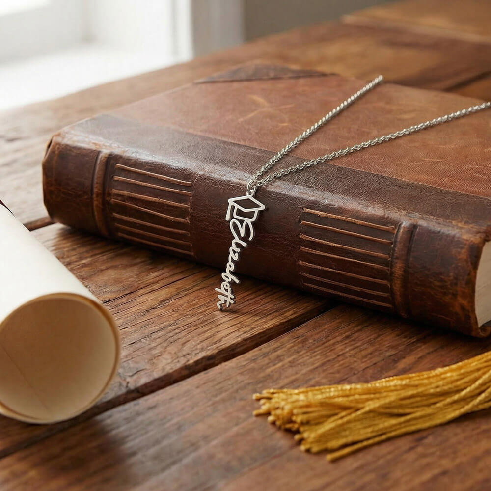 Personalized Graduation Name Necklace with Cap – Custom Graduate Gift for Her, High School & College Keepsake Jewelry, Class of 2026 Gift