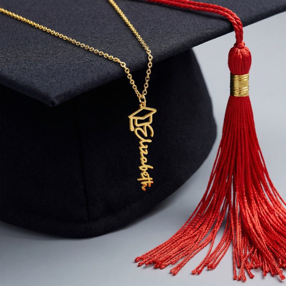 Personalized Graduation Name Necklace with Cap – Custom Graduate Gift for Her, High School & College Keepsake Jewelry, Class of 2026 Gift